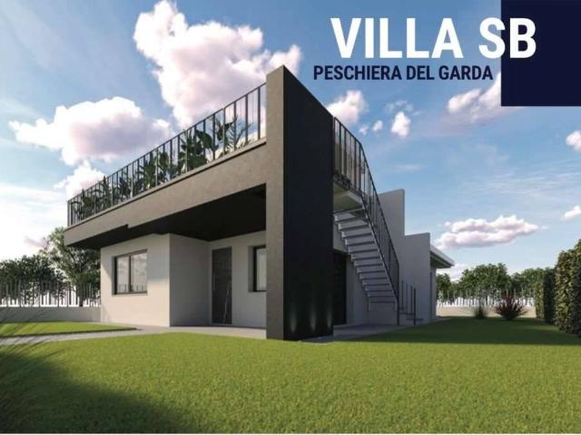 Villa Indipendente in vendita a Peschiera Del Garda, Veneto
