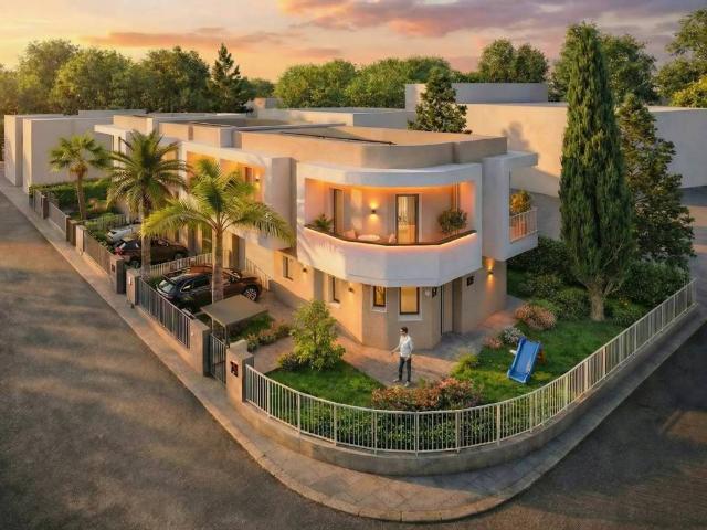 Villa Indipendente in vendita a Peschiera Del Garda, Veneto