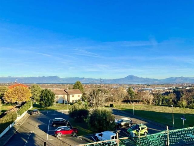 Villa Indipendente in vendita a Boschetti, Peschiera Del Garda