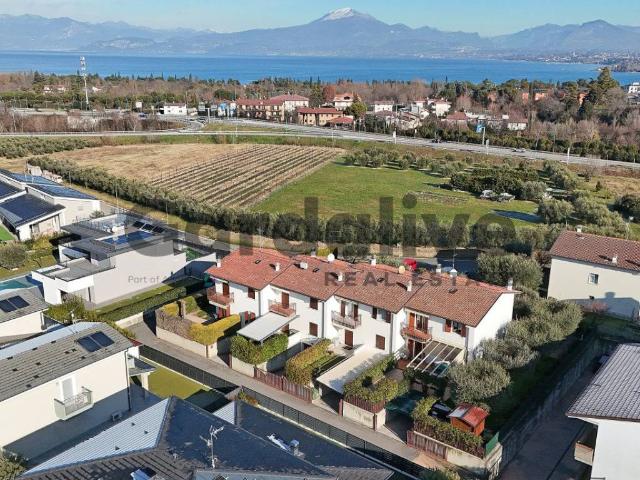 Villa Schiera in vendita a Peschiera Del Garda, Veneto