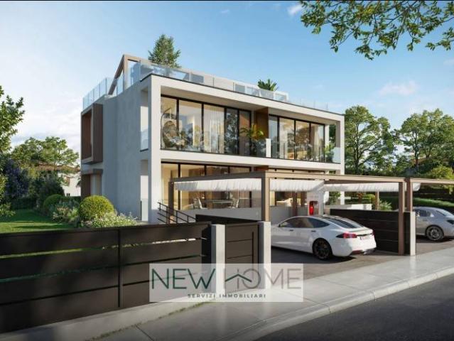 Villa Indipendente in vendita a Due Laghi, Peschiera Del Garda