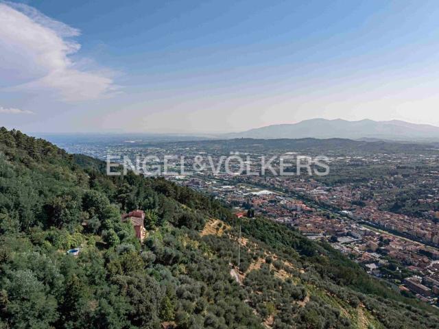 Villa Indipendente in vendita a Santa Margherita, Uzzano E Castello