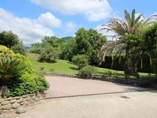 Villa Indipendente in vendita a Uzzano E Castello, Pistoia