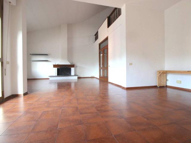 Villa Indipendente in vendita a Uzzano E Castello, Toscana