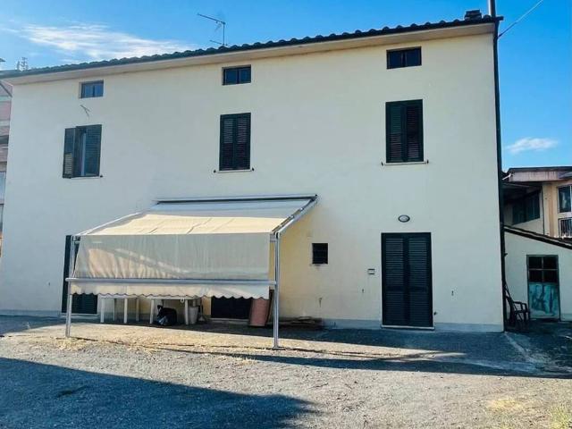 Villa Indipendente in vendita a Ricciano, Uzzano E Castello