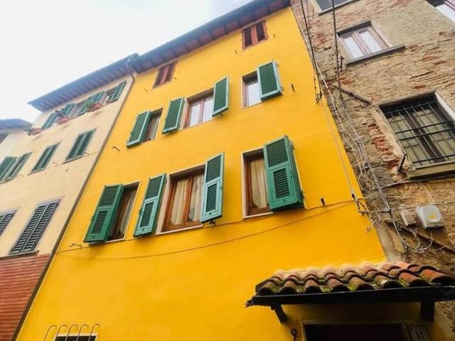 Villa Indipendente in vendita a Ricciano, Uzzano E Castello