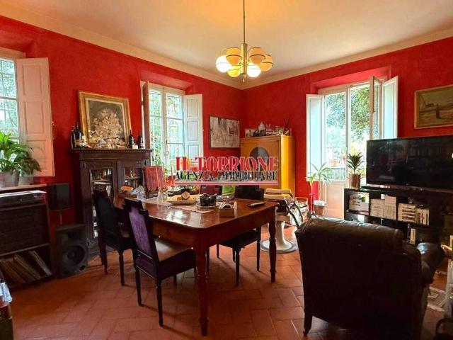 Villa Indipendente in vendita a Uzzano E Castello, Toscana