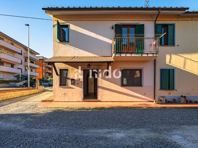 Villa Indipendente in vendita a Alberghi, Uzzano E Castello