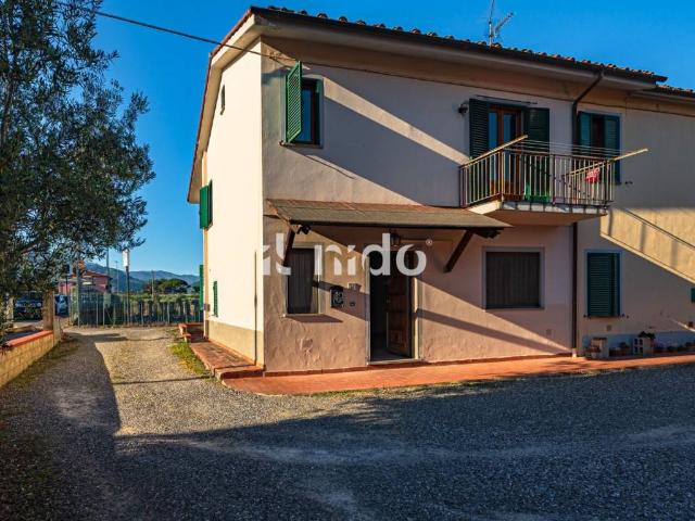 Villa Indipendente in vendita a Alberghi, Uzzano E Castello