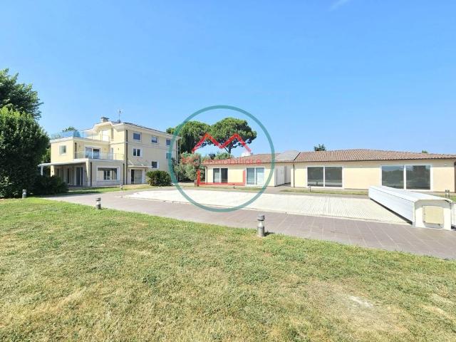 Villa Indipendente in vendita a Macchie di San Piero, Uzzano E Castello