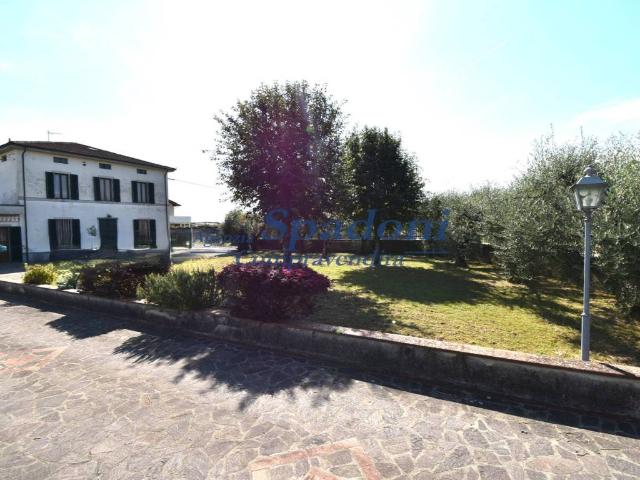 Villa Indipendente in vendita a Molinaccio, Pescia