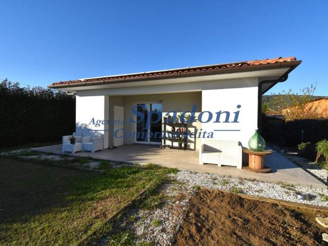 Villa Indipendente in vendita a Pistoia