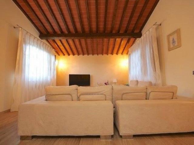 Villa Indipendente in vendita a Uzzano E Castello, Pistoia