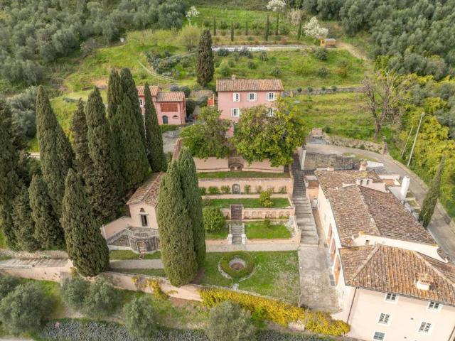 Villa Indipendente in vendita a Collecchio, Uzzano E Castello