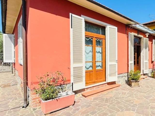 Villa Indipendente in vendita a Uzzano E Castello, Toscana
