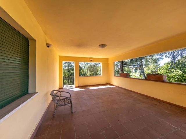 Villa Indipendente in vendita a Uzzano E Castello, Toscana