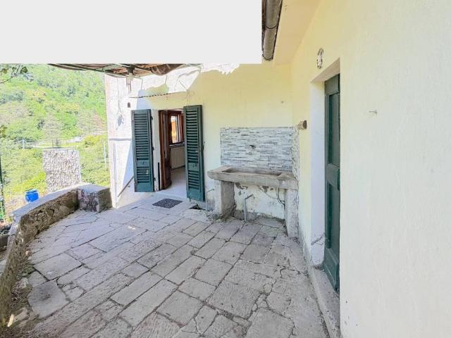 Villa Indipendente in vendita a Ponte di Sorana, Uzzano E Castello