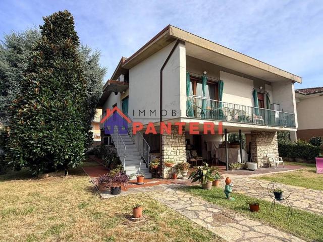 Villa Indipendente in vendita a Alberghi, Pescia