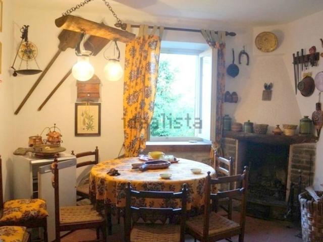 Villa Indipendente in vendita a Medicina, Uzzano E Castello