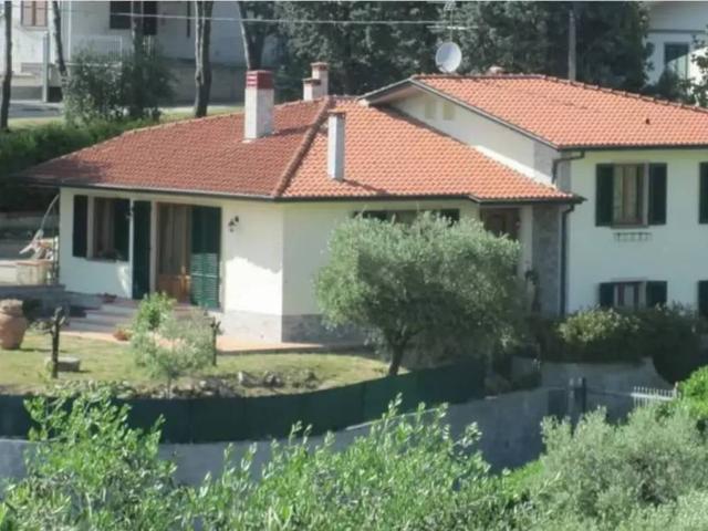 Villa Indipendente in vendita a Colle del Lupo, Uzzano E Castello