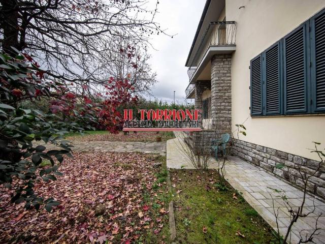 Villa Indipendente in vendita a Collodi, Pescia