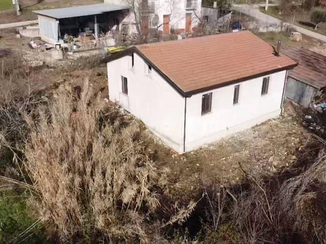Villa Indipendente in vendita a Pesco Sannita, Campania