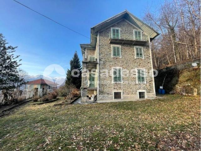 Villa Indipendente in vendita a Unione Montana di Comuni delle Valli di Lanzo, Ceronda e Casternone, Piemonte