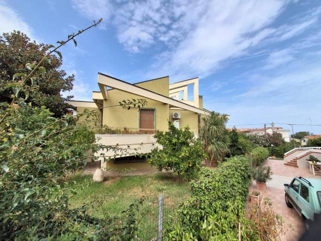 Villa Indipendente in vendita a Petacciato, Molise