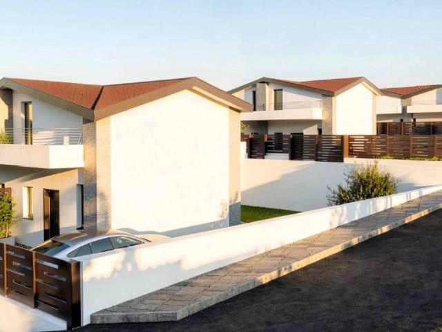Villa Indipendente in vendita a Petacciato, Molise