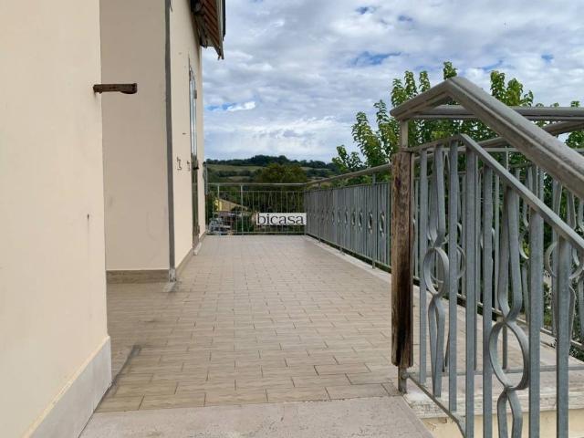 Villa Indipendente in vendita a Gallo, Petriano