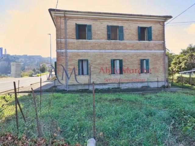 Villa Indipendente in vendita a Marche, Fermo
