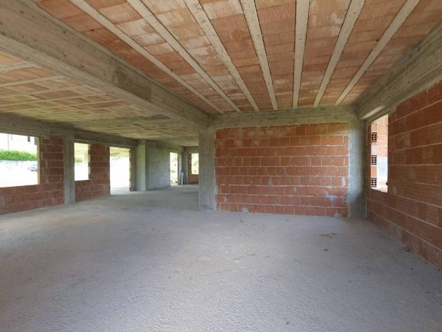 Villa Indipendente in vendita a Pettoranello Del Molise, Molise