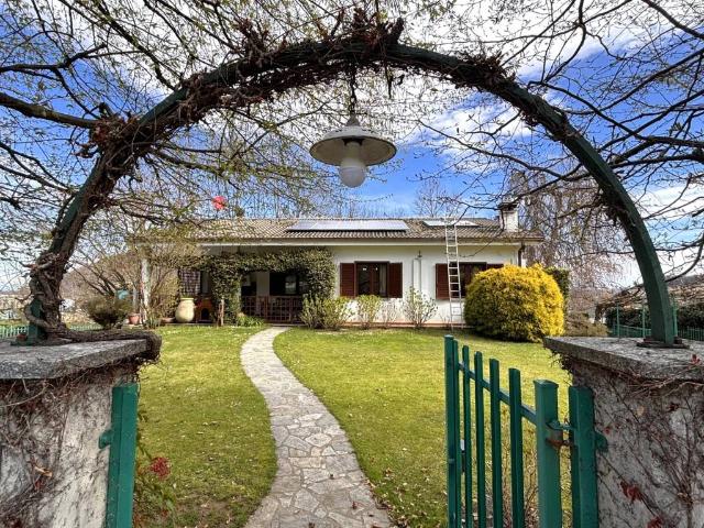 Villa Indipendente in vendita a Piemonte, Cuneo