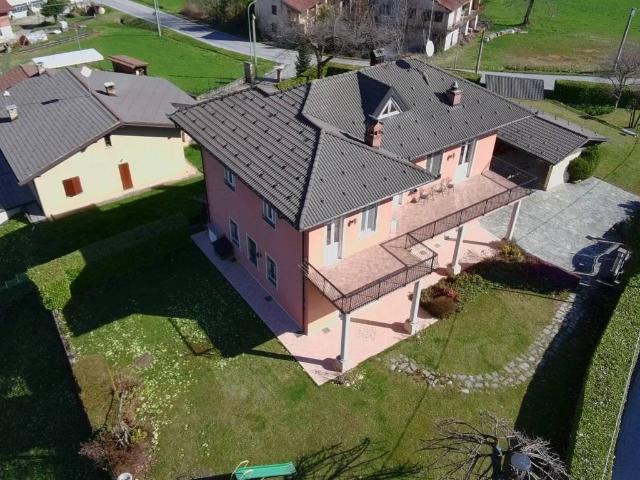 Villa Indipendente in vendita a Piemonte, Cuneo