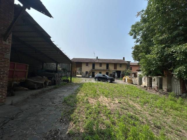 Villa Indipendente in vendita a Piemonte, Vercelli