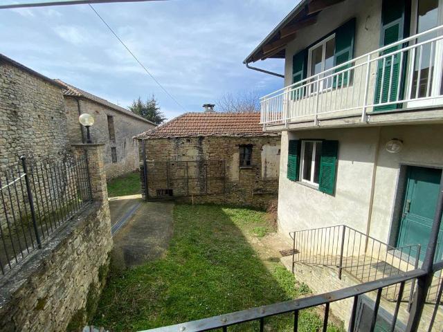 Villa Indipendente in vendita a Piana Crixia, Liguria