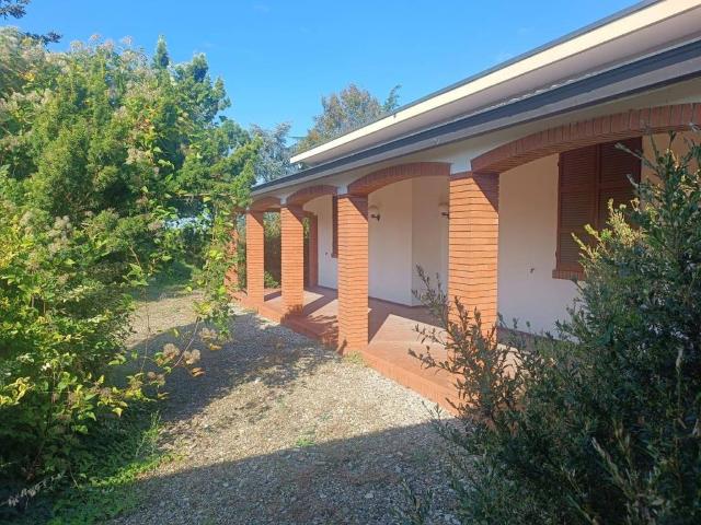 Villa Indipendente in vendita a San Antonio a Trebbia, Piacenza