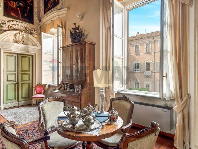 Villa Indipendente in vendita a Piacenza, Reggio Emilia