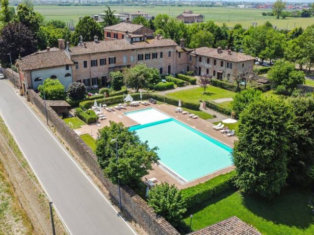 Villa Indipendente in vendita a Borghetto, Piacenza