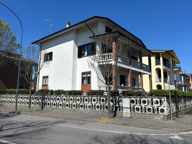 Villa Indipendente in vendita a Galleana, Piacenza