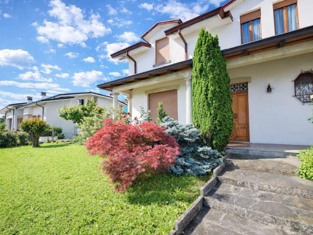 Villa Indipendente in vendita a Besurica, Piacenza