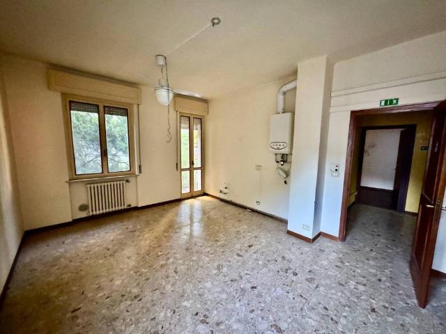 Villa Indipendente in vendita a Infrangibile, Piacenza