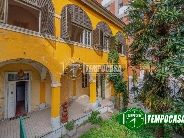 Villa Indipendente in vendita a Piacenza, Reggio Emilia