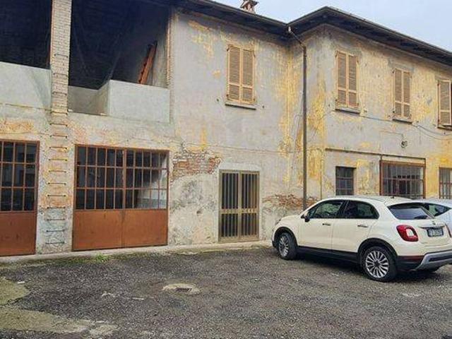 Villa Indipendente in vendita a Piacenza, Reggio Emilia