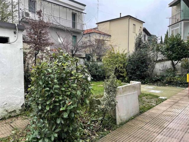 Villa Indipendente in vendita a Piacenza, Reggio Emilia