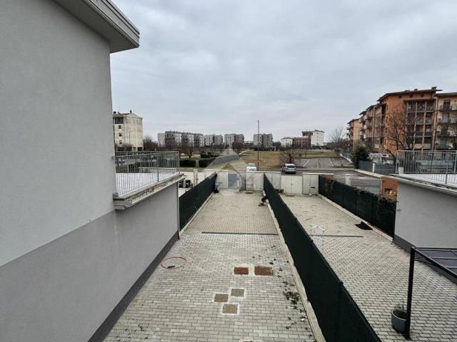 Villa Indipendente in vendita a Giarona, Piacenza