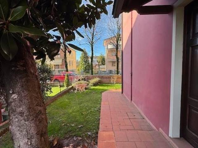 Villa Indipendente in vendita a Montale, Piacenza