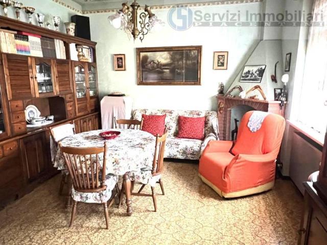 Villa Indipendente in vendita a Cascina Sardegna, Piacenza