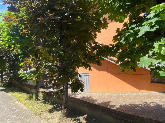 Villa Indipendente in vendita a Veggioletta, Piacenza
