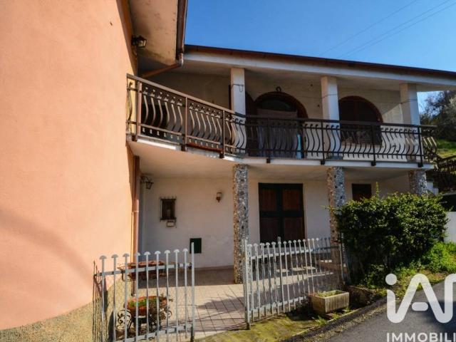 Villa Indipendente in vendita a Piana Crixia, Liguria